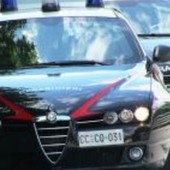 Tenta di rubare scarpe al centro commerciale: arrestato 40enne
