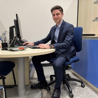 Poste Italiane, selezioni aperte a Novara per nuovi consulenti finanziari