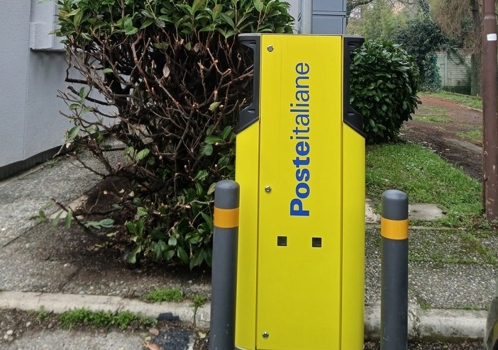 Poste Italiane, grazie al progetto Polis installate nel novarese nuove colonnine per auto elettriche