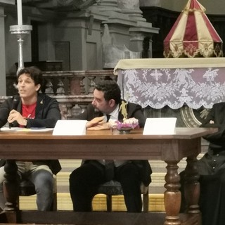 Nella foto da sinistra Matteo Caporusso, Alessandro Canelli, don Renzo Cozzi
