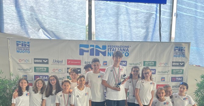 Nuoto, la Libertas Novara terza nella classifica a squadre del Campionato regionale Esordienti A Nuoto, la Libertas Novara terza nella classifica a squadre del Campionato regionale Esordienti A