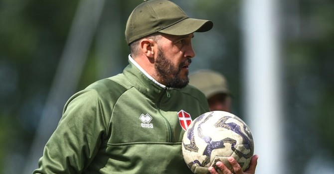 Pablo Gonzalez lascia la panchina della Primavera del Novara: “Sarò sempre un tifoso azzurro” Pablo Gonzalez lascia la panchina della Primavera del Novara: “Sarò sempre un tifoso azzurro”