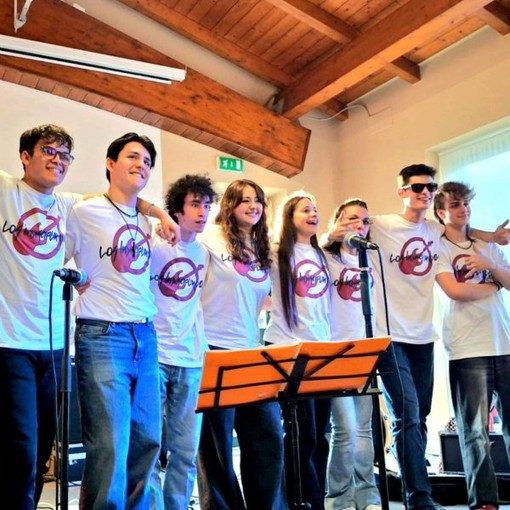 “Indisciplinati per la vita”: musica e solidarietà al Teatro Rosmini