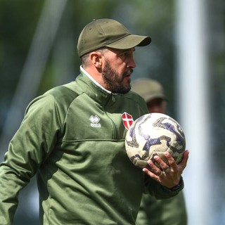 Pablo Gonzalez lascia la panchina della Primavera del Novara: “Sarò sempre un tifoso azzurro”