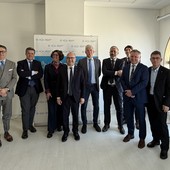 Nella foto da sinistra: Impaloni, Robiglio, Carrà, Bona, Santarella, Giovanardi, Capra, Ciccioni, Sartoretti, Ferraris Nella foto da sinistra: Impaloni, Robiglio, Carrà, Bona, Santarella, Giovanardi, Capra, Ciccioni, Sartoretti, Ferraris