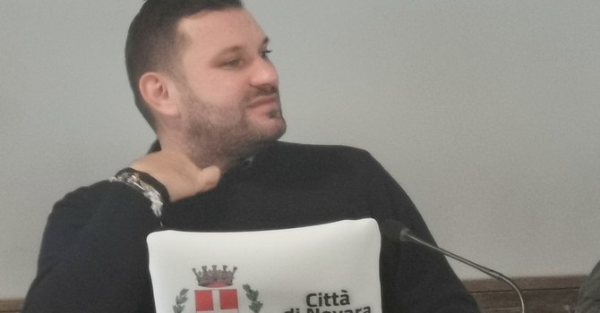 Novara, il vicesindaco Ivan De Grandis rimette le deleghe allo Sport Novara, il vicesindaco Ivan De Grandis rimette le deleghe allo Sport