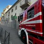 Incendio in una cantina a Novara, intervento dei Vigili del Fuoco in corso Trieste