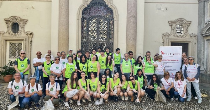 Novara Green e scuole superiori insieme per Lilt: raccolti oltre 7 chili di mozziconi in centro città