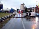 Novara: incidente stradale all'alba in Corso Vercelli, auto si ribalta