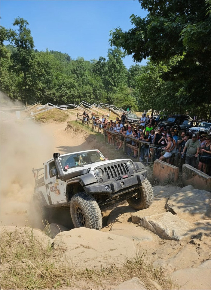 Jeepers Meeting da record a Maggiora: quasi 600 equipaggi per la 25ª edizione