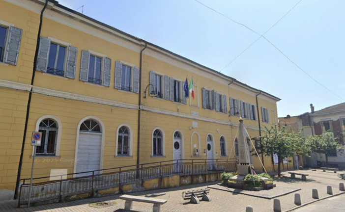 Lumellogno, assegnati i lavori di consolidamento alla palestra della scuola Pier Lombardo Lumellogno, assegnati i lavori di consolidamento alla palestra della scuola Pier Lombardo