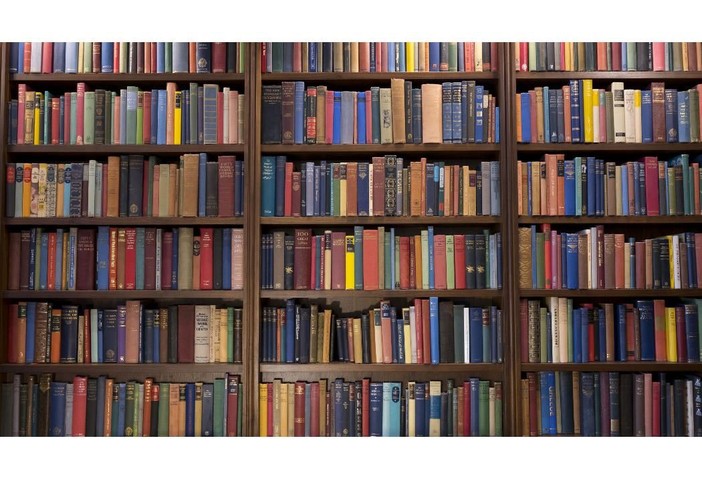 Caro libri e crisi delle librerie, Pompeo (PD): “La Regione intervenga subito”