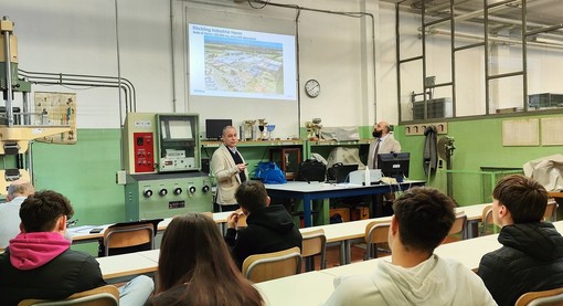 Prosegue la collaborazione tra Roechling Industrial Italy e Istituto tecnico “Da Vinci”