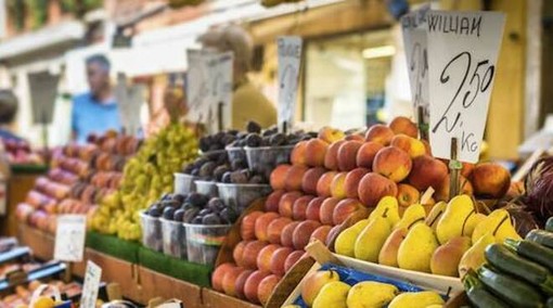 “Compra sereno”, Gusmeroli: “Dopo i provvedimenti nessun furto al mercato” “Compra sereno”, Gusmeroli: “Dopo i provvedimenti nessun furto al mercato”