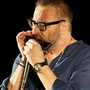 Max De Aloe in concerto acustico al Parco dei Lagoni di Mercurago: appuntamento sabato 12 luglio con “Le stagioni del Parco”