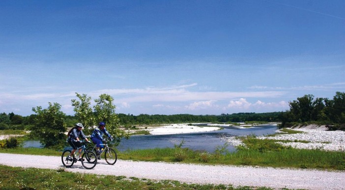 Bellinzago Novarese, confermata la legittimità del percorso ciclopedonale nel Parco del Ticino Bellinzago Novarese, confermata la legittimità del percorso ciclopedonale nel Parco del Ticino