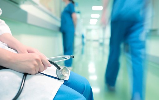 Sanità, Nursing Up: &quot;Calano le iscrizioni per la laurea in infermieristica: -10,5%&quot;.