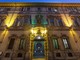 Palazzo Lascaris illuminato color "foglia di tè" contro il cancro all'utero Palazzo Lascaris illuminato color "foglia di tè" contro il cancro all'utero