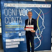 L'Asl Novara premiata a Roma per il progetto fotografico "Pensieri InViSibili" L'Asl Novara premiata a Roma per il progetto fotografico "Pensieri InViSibili"