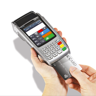 Dl Semplificazioni: gli esercenti potranno usare un Pos unico per i buoni pasto
