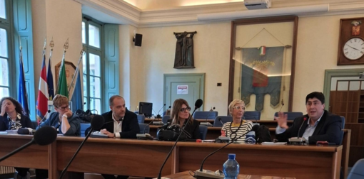 Scuola e territorio uniti contro la dispersione scolastica: confronto a Palazzo Natta