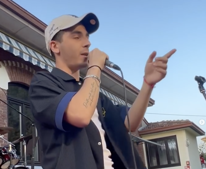 Davide Bauccio in concerto sul Lungolago: l’estate si accende di musica