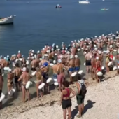Quasi 1.200 nuotatori nel Lago Maggiore per le traversate tra Arona e Angera