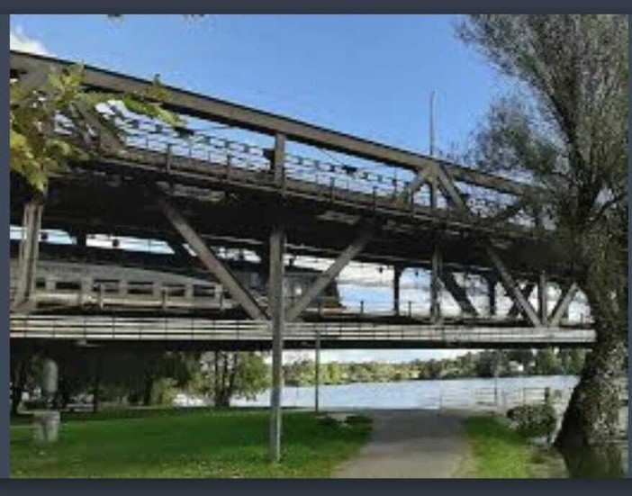 Il Ponte di Ferro sul fiume Ticino Il Ponte di Ferro sul fiume Ticino