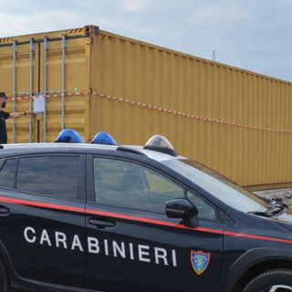 Novara, sequestrato al Cim un container di rifiuti elettronici diretto in Africa: due denunciati