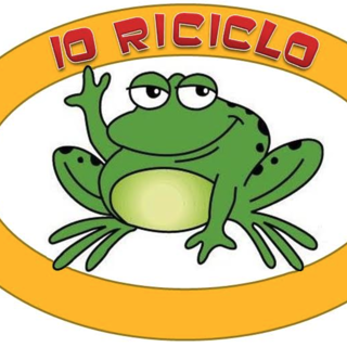 Lezione su raccolta differenziata e riciclo per gli alunni a Trecate