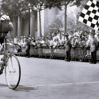 Settembre dedicato a Pippo Fallarini: il ciclismo italiano celebra un campione d’altri tempi