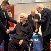 Giuliano Koten durante una recente iniziativa del Panathlon insieme all’assessore allo Sport Ivan De Grandis (foto da profilo facebook Ivan De Grandis)