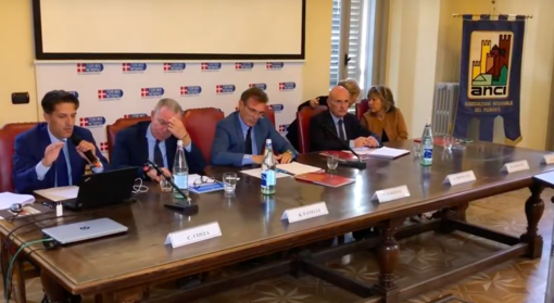 Il gioco legale e i Comuni: presentato anche in Piemonte l’applicativo SMART Il gioco legale e i Comuni: presentato anche in Piemonte l’applicativo SMART