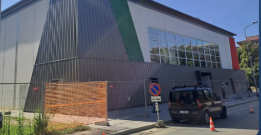 Palestra di via Vasari, conclusi i lavori interni: il cantiere si sposta sulla facciata