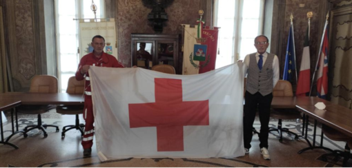 Giornata mondiale della Croce Rossa, Trecate espone la bandiera