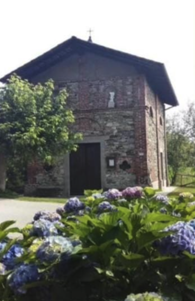 Romagnano Sesia: Federica Delcaldo presenta il libro “I Balchi: l’origine, il territorio e la sua chiesa” Romagnano Sesia: Federica Delcaldo presenta il libro “I Balchi: l’origine, il territorio e la sua chiesa”