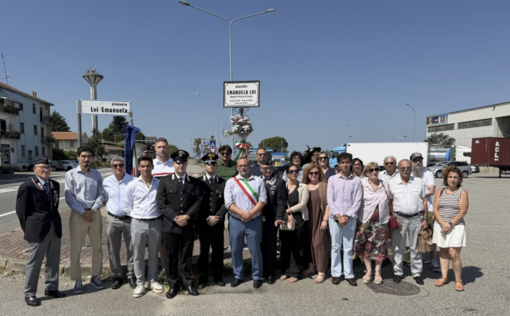 Trecate ricorda la strage di via D'Amelio: "La legalità si costruisce ogni giorno con i fatti" Trecate ricorda la strage di via D'Amelio: "La legalità si costruisce ogni giorno con i fatti"