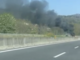 Auto in fiamme sull'A26: code tra Meina e Carpugnino VIDEO Auto in fiamme sull'A26: code tra Meina e Carpugnino VIDEO
