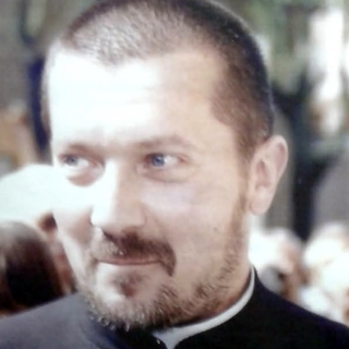 Addio a don Daniele Gallenzi: la diocesi di Novara piange il sacerdote trecatese