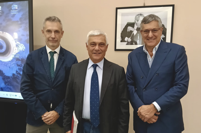 Nella foto da sinistra: Stefano Scarpetta, Marco Corsini e Luigi Icardi