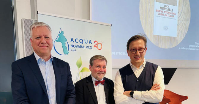 "Dialoghi su ambiente, persone e buona governance”: la rassegna culturale di Acqua Novara Vco inaugurata da Luca Mercalli VIDEO "Dialoghi su ambiente, persone e buona governance”: la rassegna culturale di Acqua Novara Vco inaugurata da Luca Mercalli VIDEO