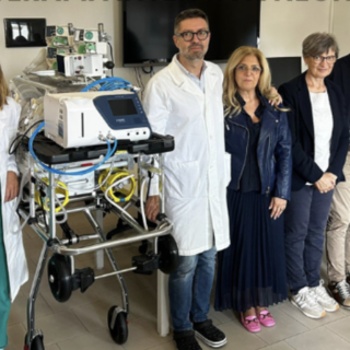 Un nuovo CritiCool Mini per la Terapia Intensiva Neonatale di Novara grazie all’Associazione “Andrea Valentini”