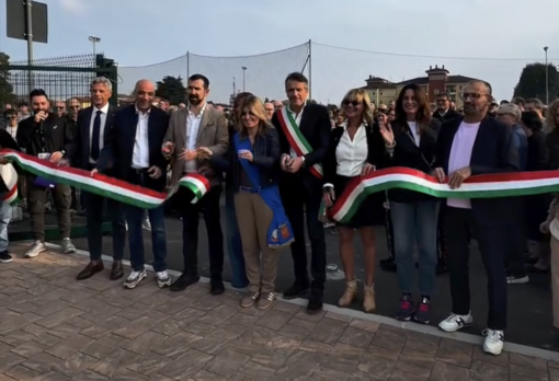 Romentino, inaugurato il nuovo polo sportivo con campi da padel, tennis, calcetto e beach volley Romentino, inaugurato il nuovo polo sportivo con campi da padel, tennis, calcetto e beach volley