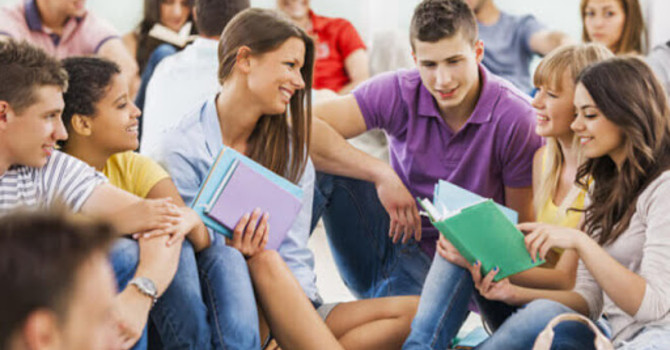 Borgomanero cerca lo “Studente dell’anno”: al via il bando per premiare il merito scolastico Borgomanero cerca lo “Studente dell’anno”: al via il bando per premiare il merito scolastico