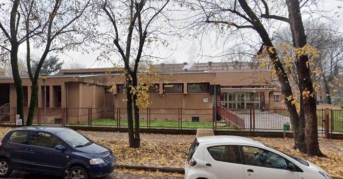 Novara, nuova pensilina alla "Collodi" Novara, nuova pensilina alla "Collodi"