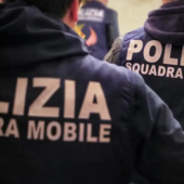 Anziana raggirata per oltre 150mila euro: coppia denunciata a Novara