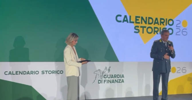 Presentato il Calendario 2026 della Guardia di finanza: “Tre colori, un mondo”