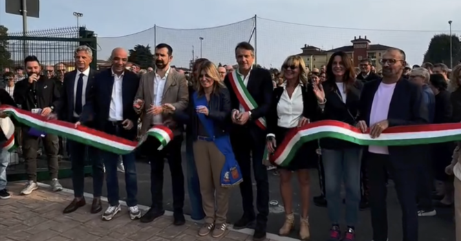 Romentino, inaugurato il nuovo polo sportivo con campi da padel, tennis, calcetto e beach volley