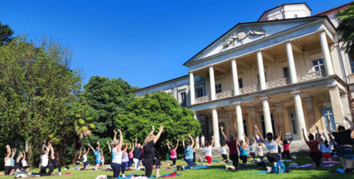 Romagnano Sesia, successo per l’avvio della seconda edizione di “Yoga in Villa” a Villa Caccia