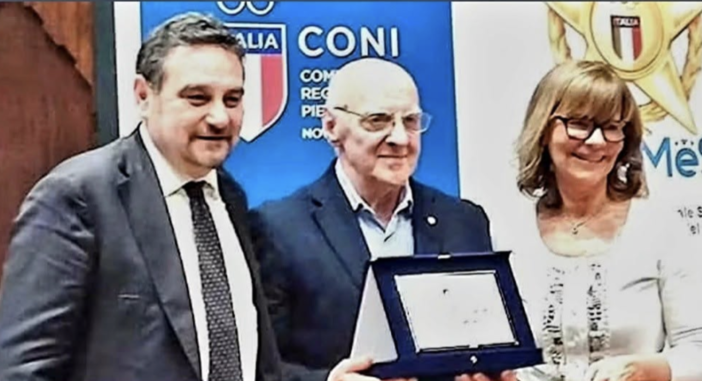 Novara piange Renzo Zaffinetti, leggenda dell'hockey azzurro Novara piange Renzo Zaffinetti, leggenda dell'hockey azzurro